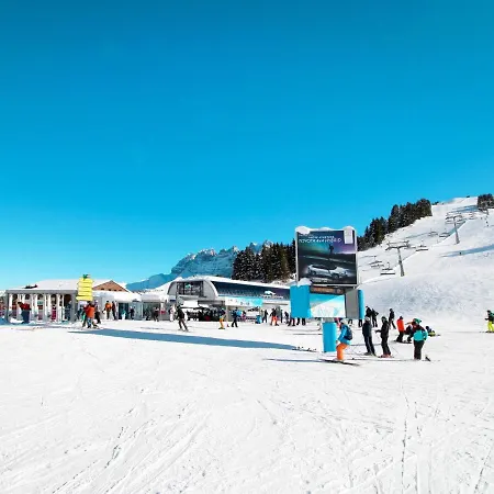 Le Hameau By Interhome Lägenhet